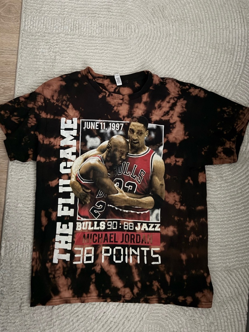 tie dye bulls graphic tee